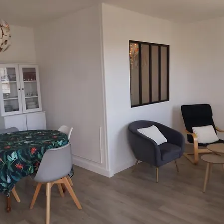 Apartment Clair Logis *